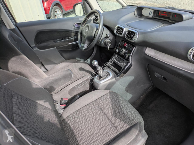 Véhicule utilitaire Citroën C3 PICASSO...