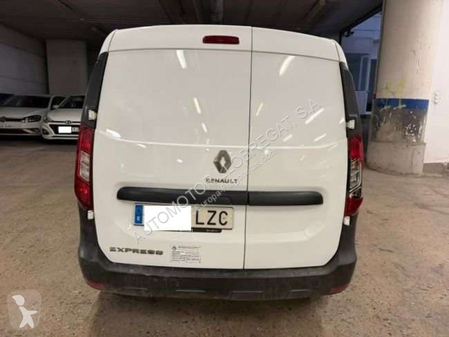 Véhicule utilitaire