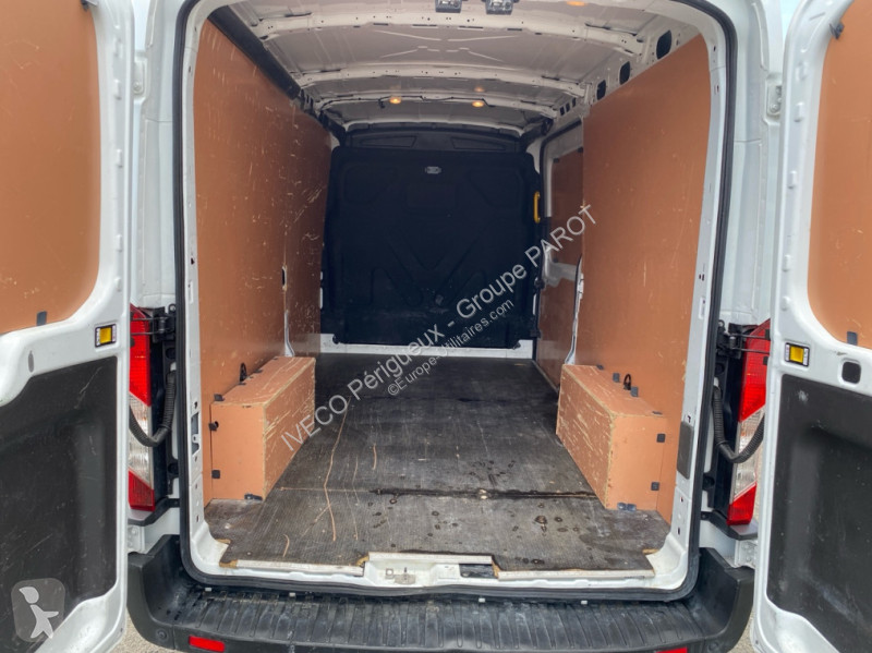 Furgoneta Ford P350 L3H2 2.0 EcoBlue 130ch...