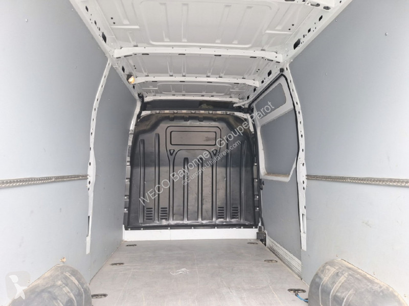 Véhicule utilitaire Renault F3500 L2H2 2.3 Blue...