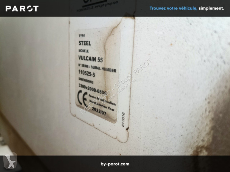 Véhicule utilitaire Iveco 35C14 empattement...