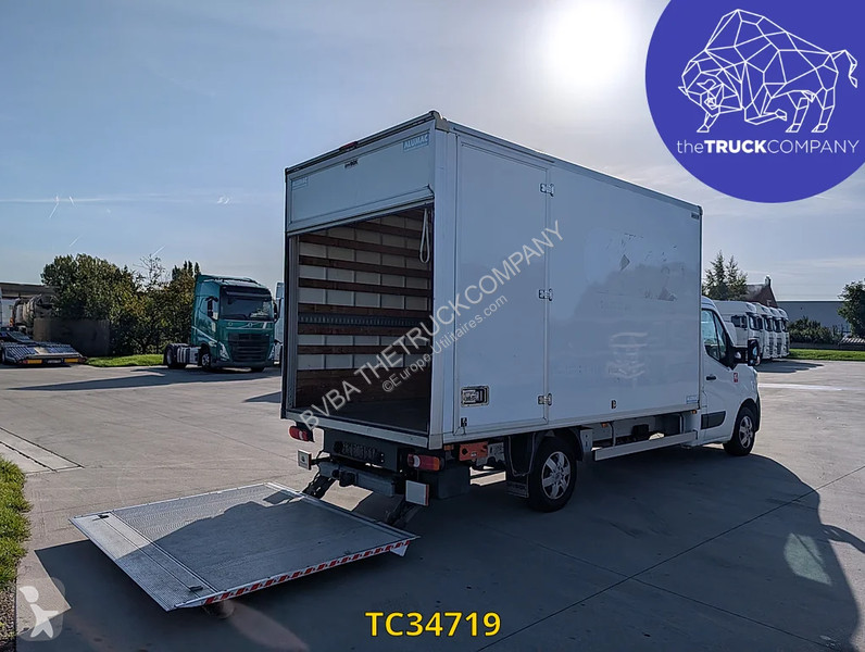 Véhicule utilitaire Renault 2.3 DCI KOFFER MET...