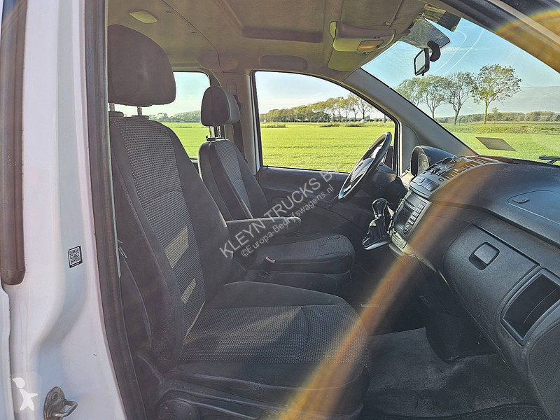 Véhicule utilitaire Mercedes 116 L2 dubbele...