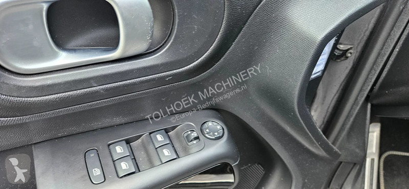 Véhicule utilitaire Citroën A C5