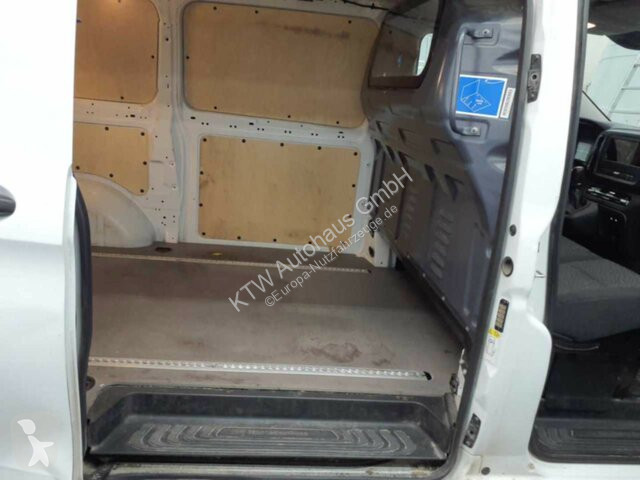 Mercedes Vito116CDI KA...