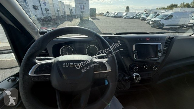Véhicule utilitaire Iveco FRIGO POSITIF/NEGATIF...