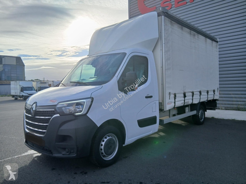 Véhicule utilitaire Renault 20M3 BACHE 145 CV...