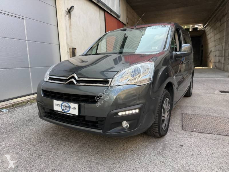 Véhicule utilitaire Citroën 1.6 HDI 100