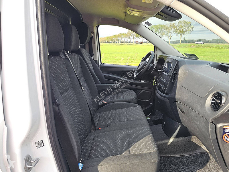 Véhicule utilitaire Mercedes 114 XL L3 ac...