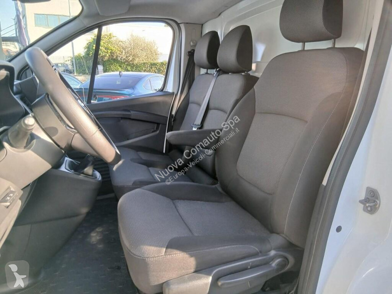 Renault IV van