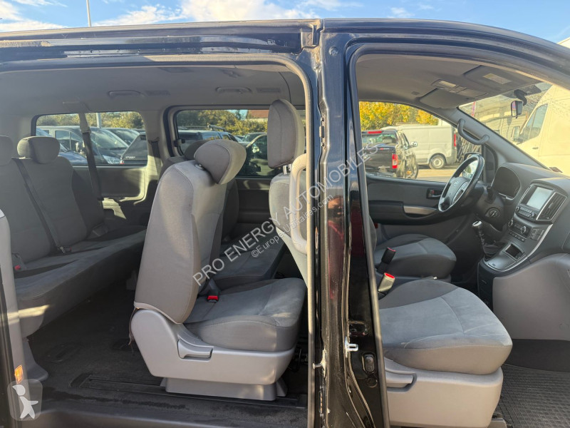 Hyundai SATELLITE van