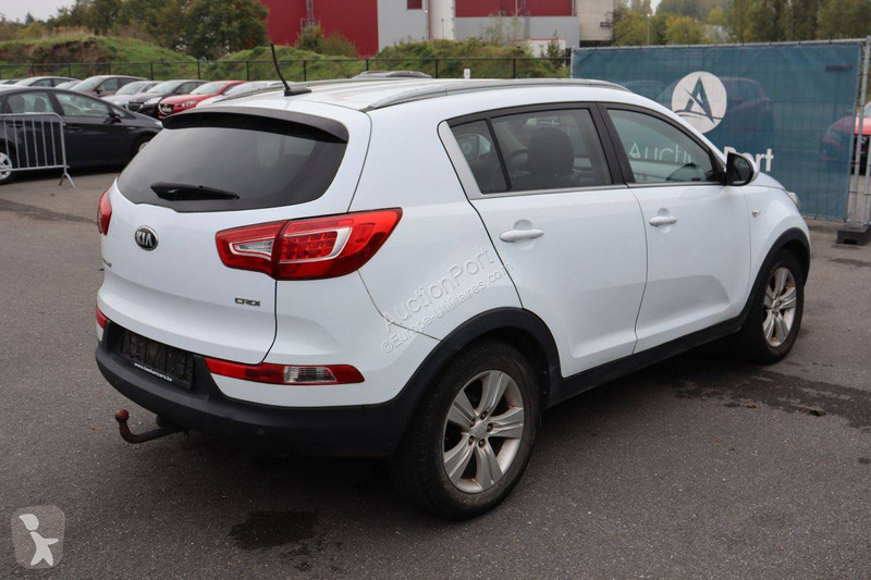 KIA  van