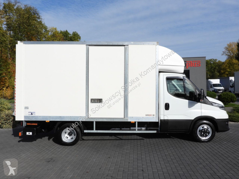 Iveco 35C16 DAILY van