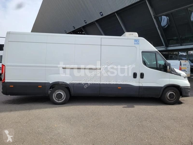 Iveco DAILY 35S14 16M3 van