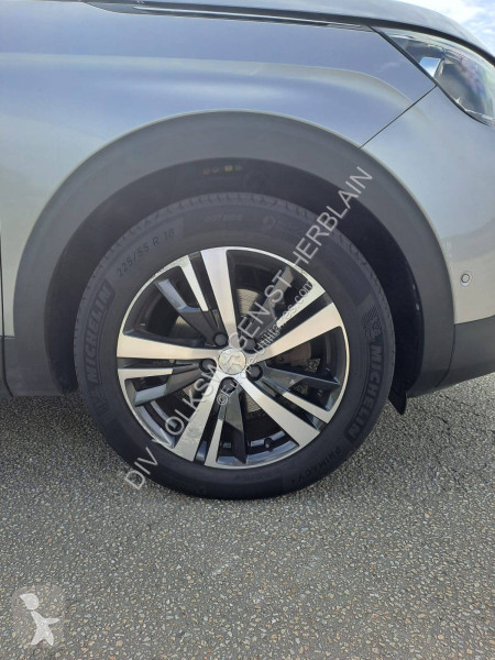 Užitkové vozidlo Peugeot 3008 BlueHDi 130ch S&S...