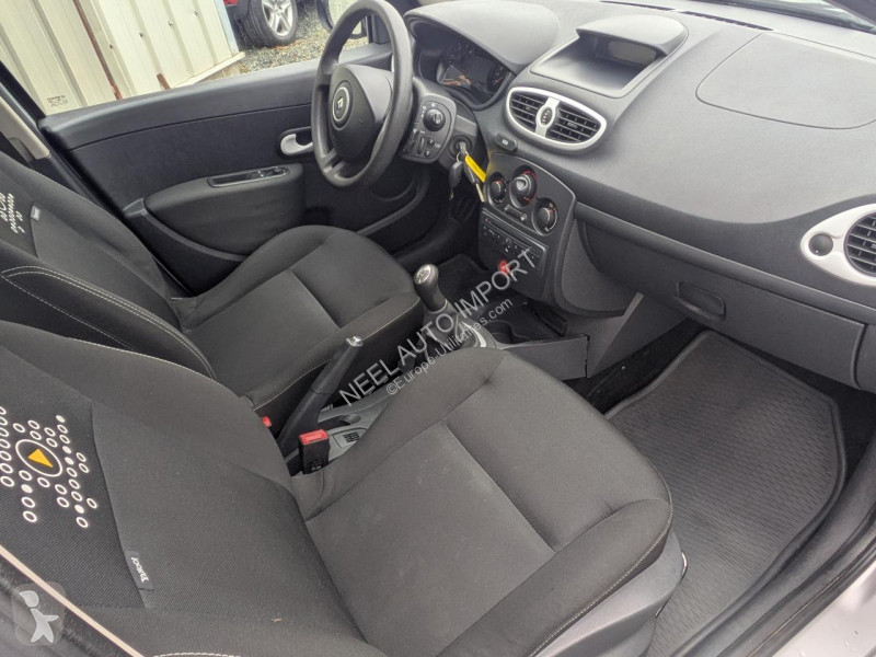 Užitkové vozidlo Renault CLIO III YAHOO! 1.5...