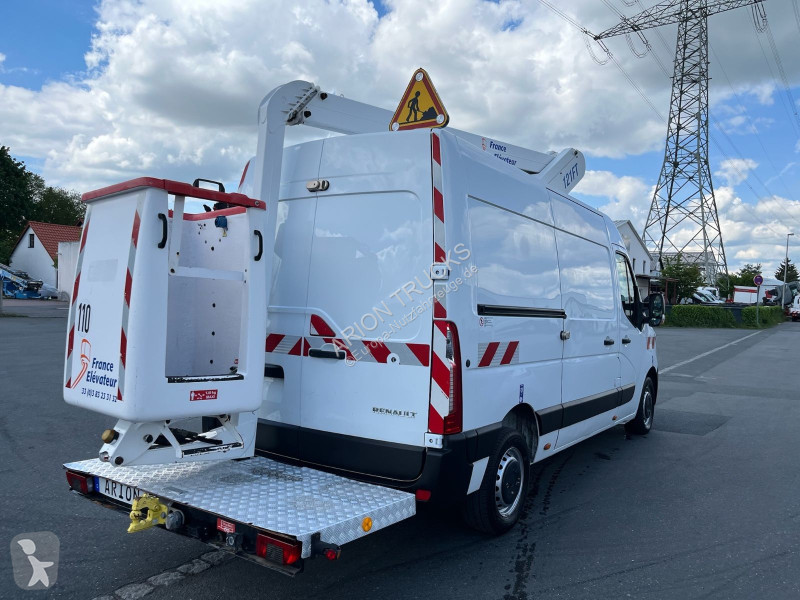 عربة نفعية Renault L2H2...