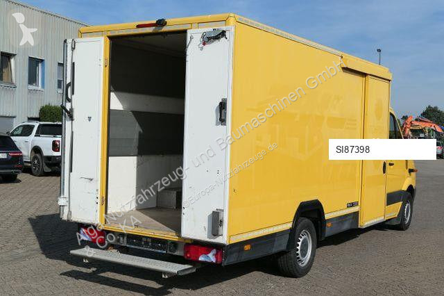 Furgoneta Volkswagen 4x2, Isoliert, Regale,...