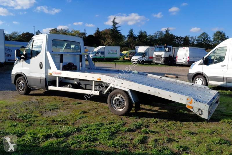 Užitkové vozidlo Iveco 35C16H EMP 4100