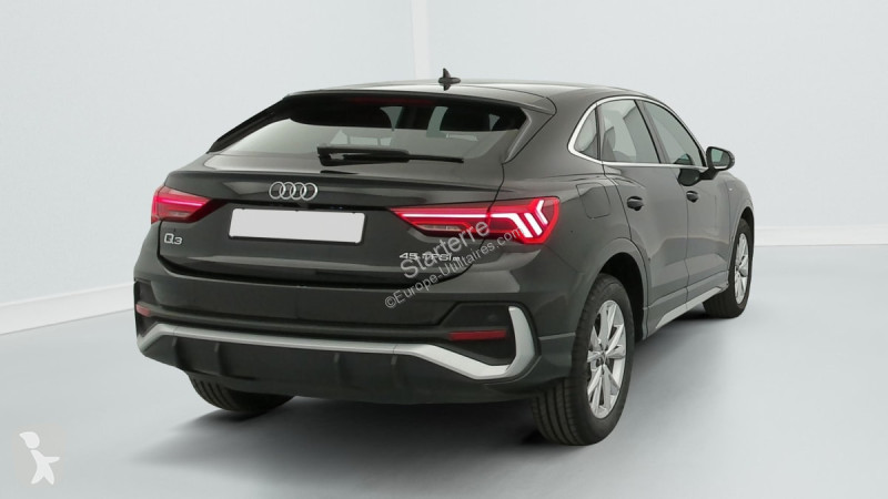 Audi Q3 Transporter