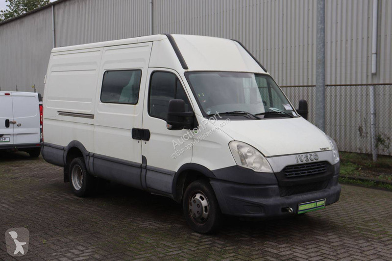 Bedrijfswagen Iveco 35C13