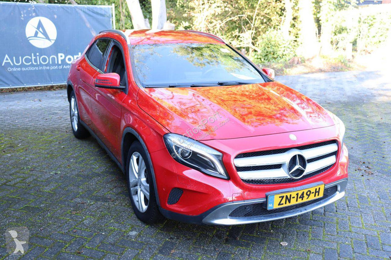 Bedrijfswagen Mercedes D GLA