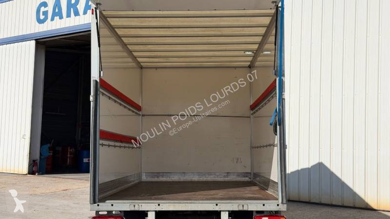 Furgoneta Iveco 35C16