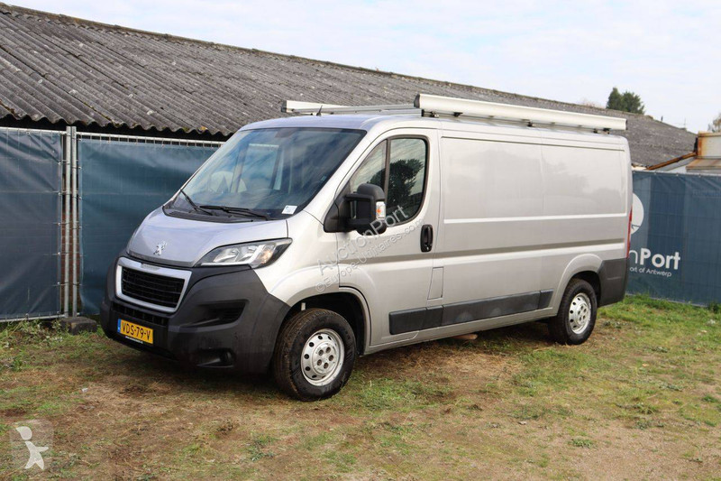 Furgoneta Peugeot