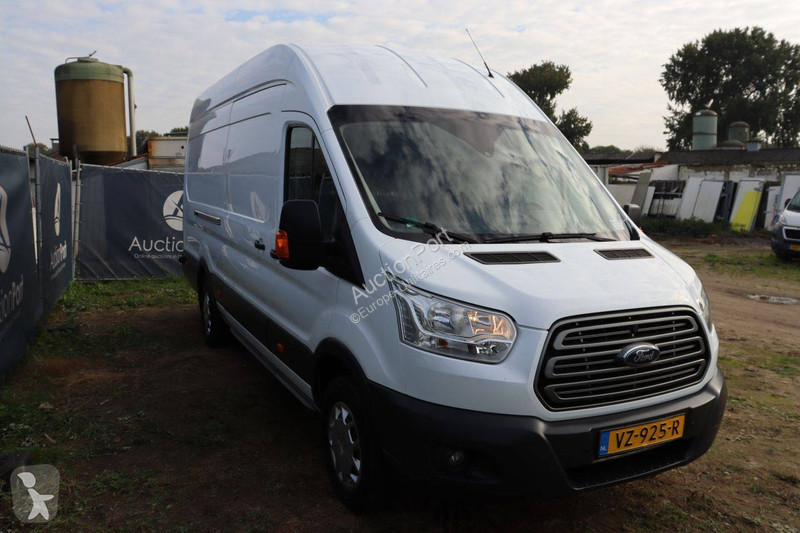 Furgoneta Ford