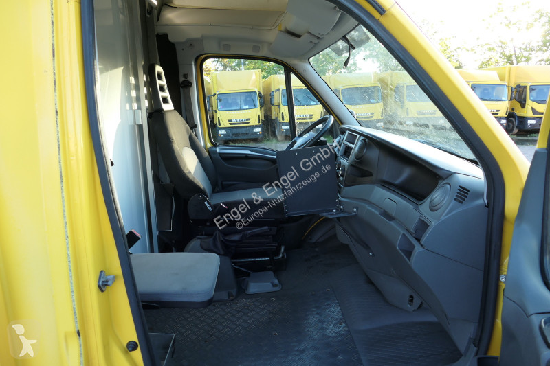 Iveco Daily 35 S11 C30C AUTOMATIK KAMERA Regale...