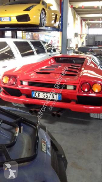 Veículo utilitário Lamborghini