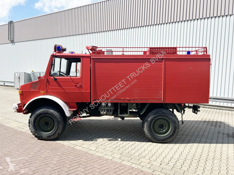 Véhicule utilitaire Unimog U 1300 L 435/11 4x4...