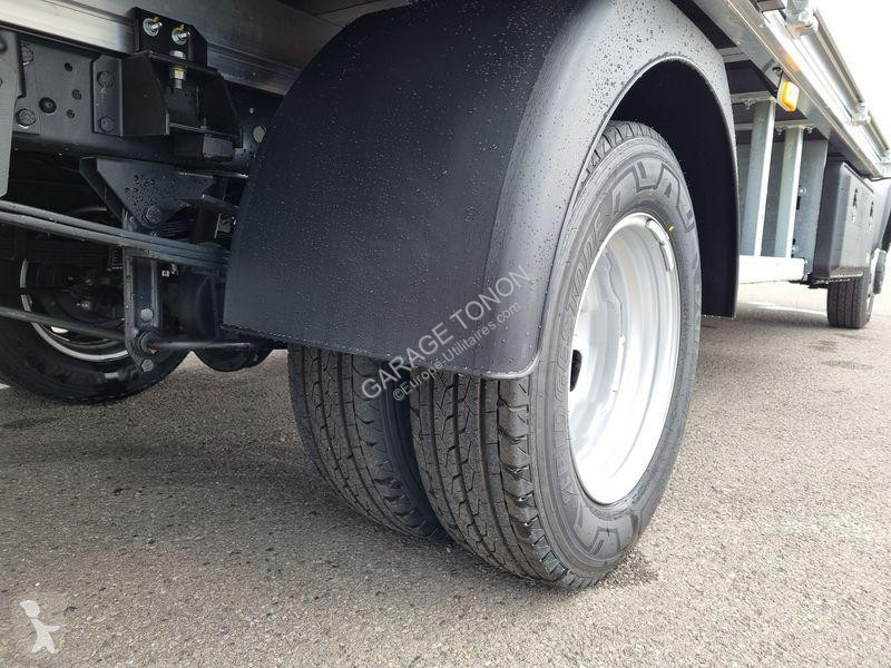 Furgoneta Iveco  DAILY 35-180 PLATEAU 4.40m