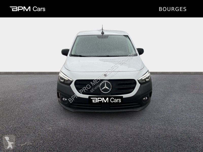 Véhicule utilitaire Mercedes e Long Pro