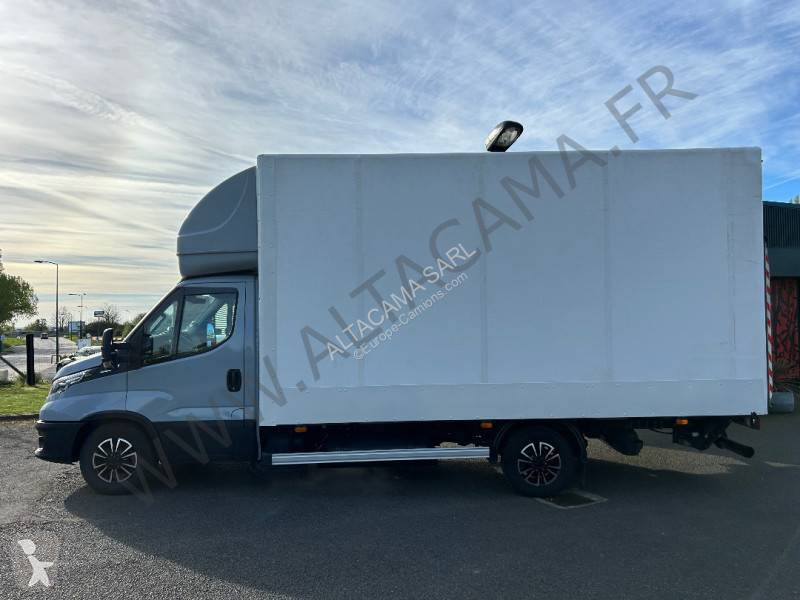 Véhicule utilitaire Iveco
