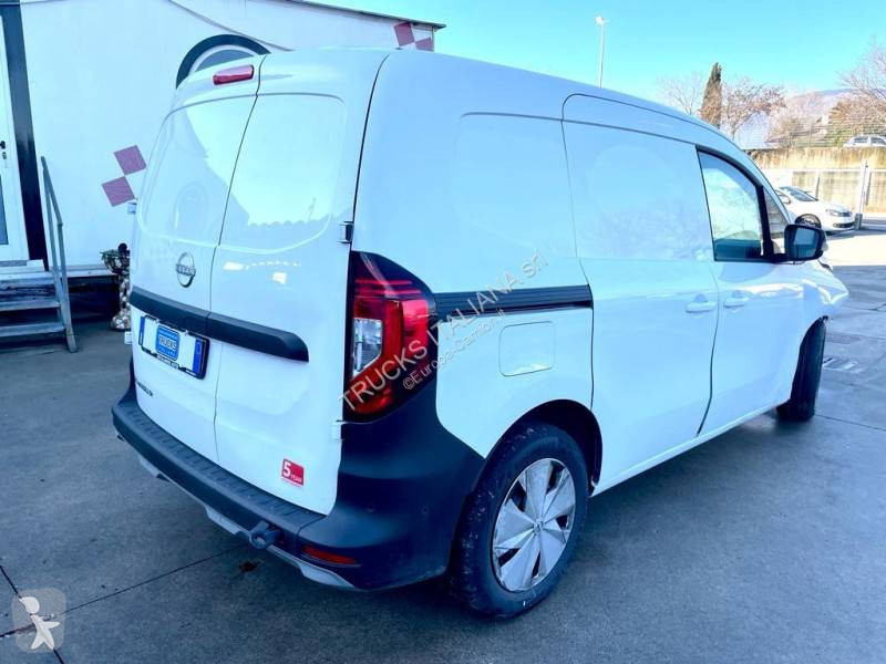 Furgoneta Nissan