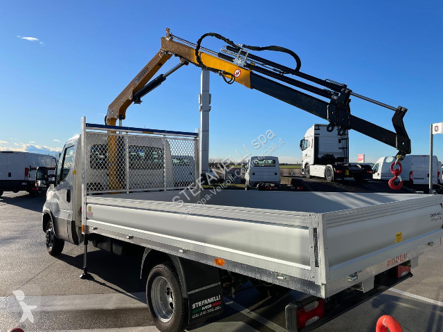 Véhicule utilitaire Iveco DAILY 35C16 CASSONE...
