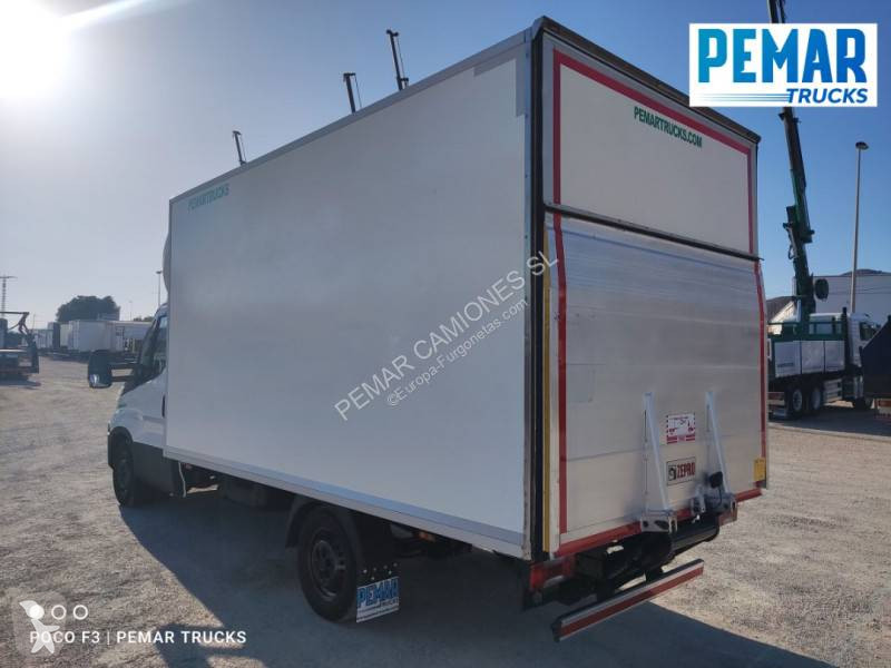 Véhicule utilitaire Iveco