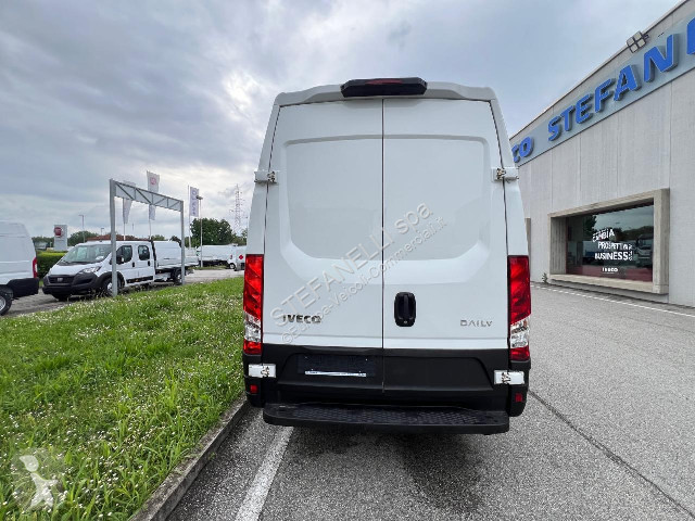 Veicolo commerciale Iveco DAILY 35S16 V
