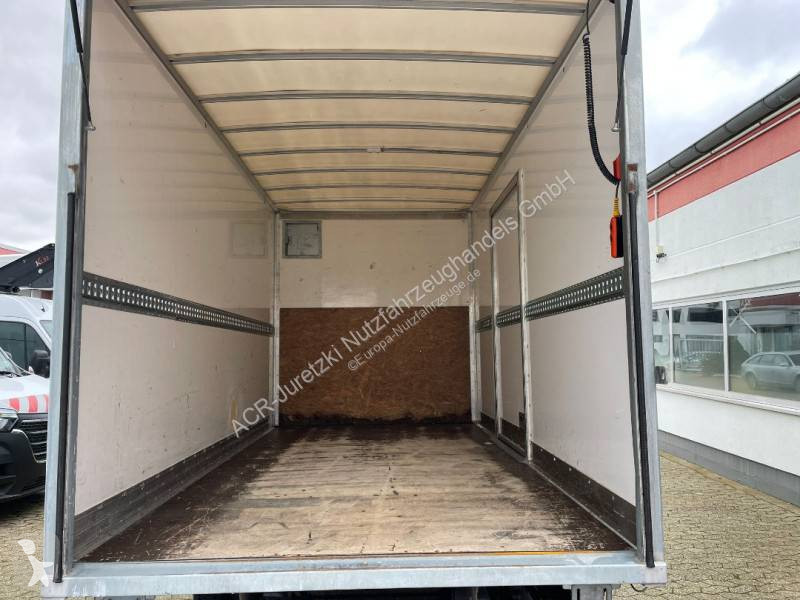 Autoutilitară Iveco