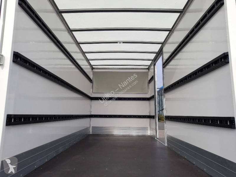 Véhicule utilitaire Renault