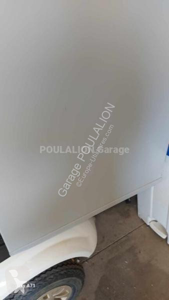 Véhicule utilitaire   - Coffre arrière 2 portes