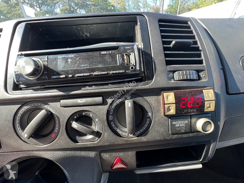 Véhicule utilitaire Volkswagen TRANSPORTER  2.0...