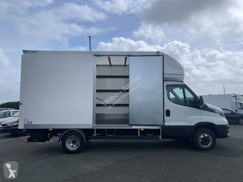 Furgoneta Iveco