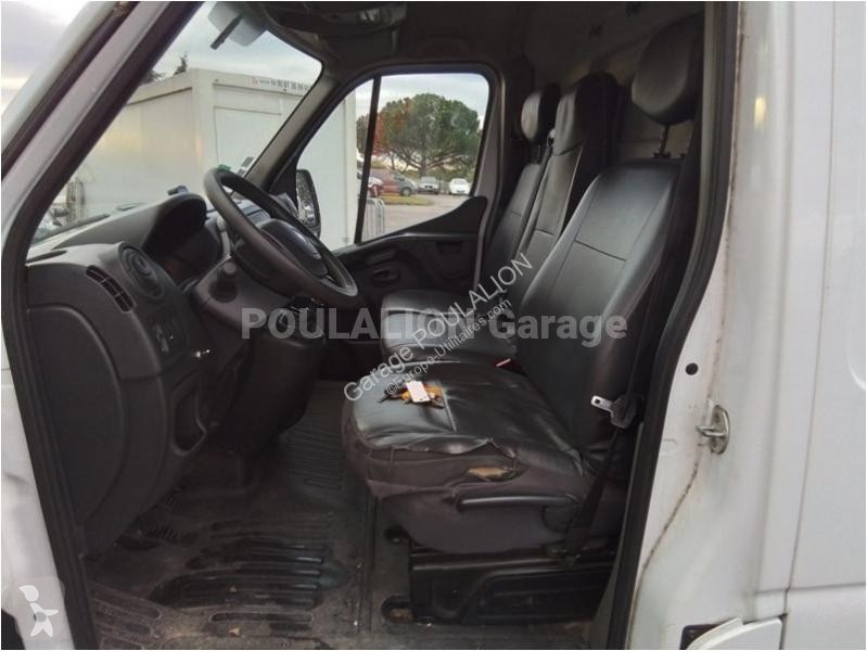 Furgoneta Renault FOURGON NACELLE 121FT SANS...