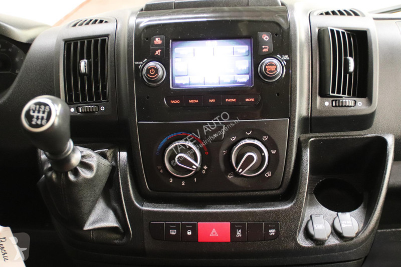 Bedrijfswagen Peugeot 2.2 BlueHDi L4H2 AIRCO...