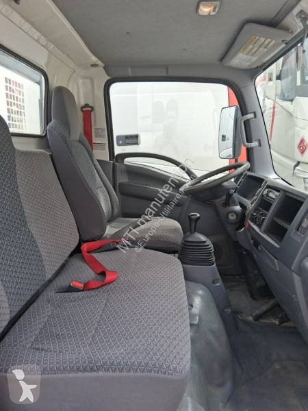 Furgoneta Isuzu