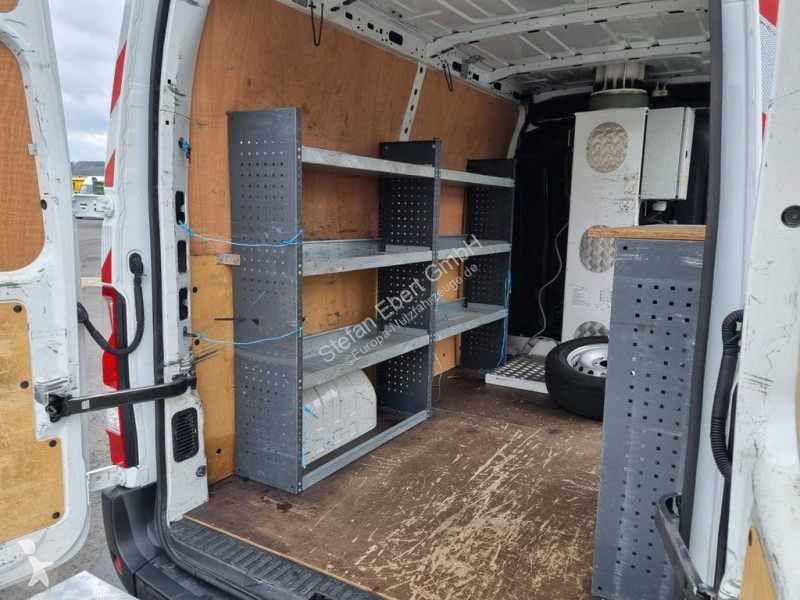 Furgoneta Renault 2.3 dCi / France Elevateur...