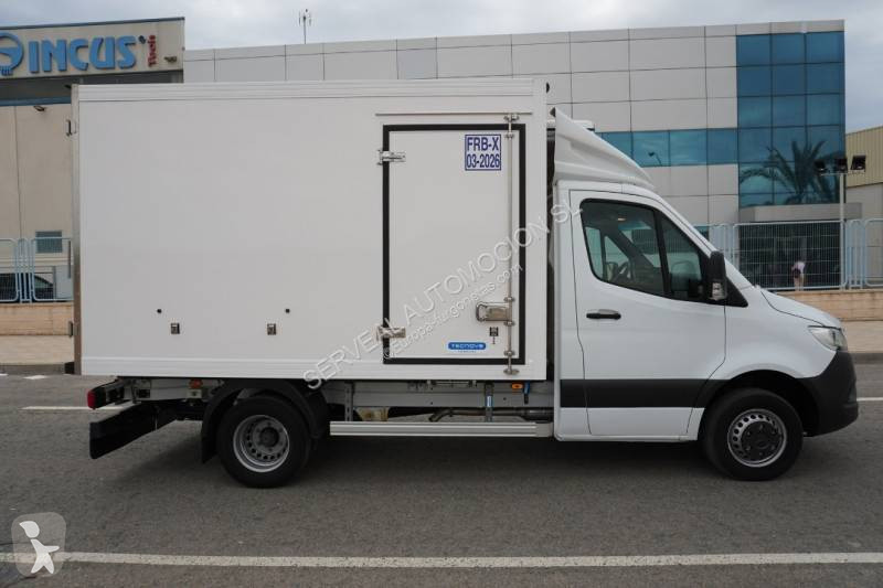 Véhicule utilitaire Mercedes