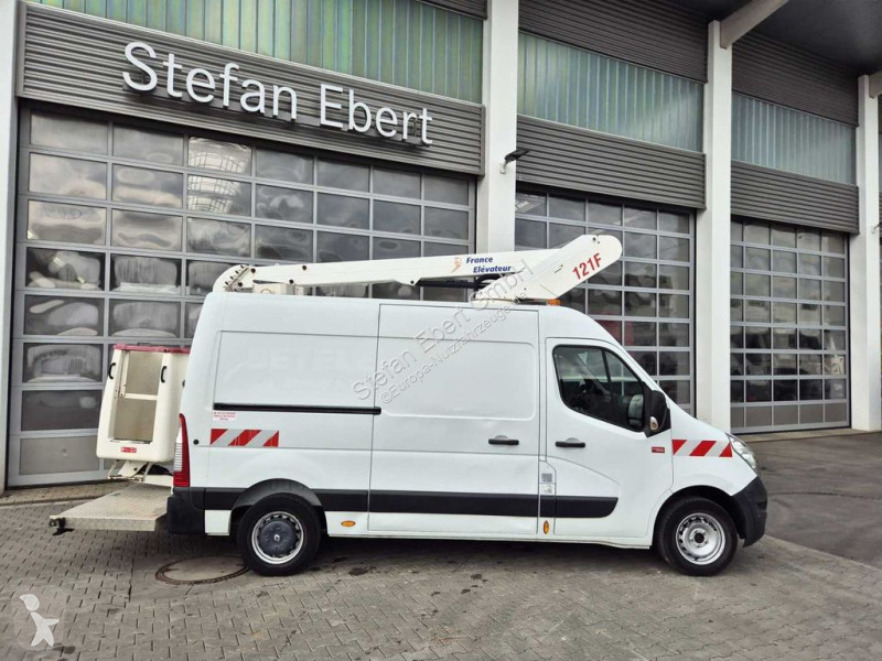 Varevogn Renault 2.3 dCi / France Elevateur...